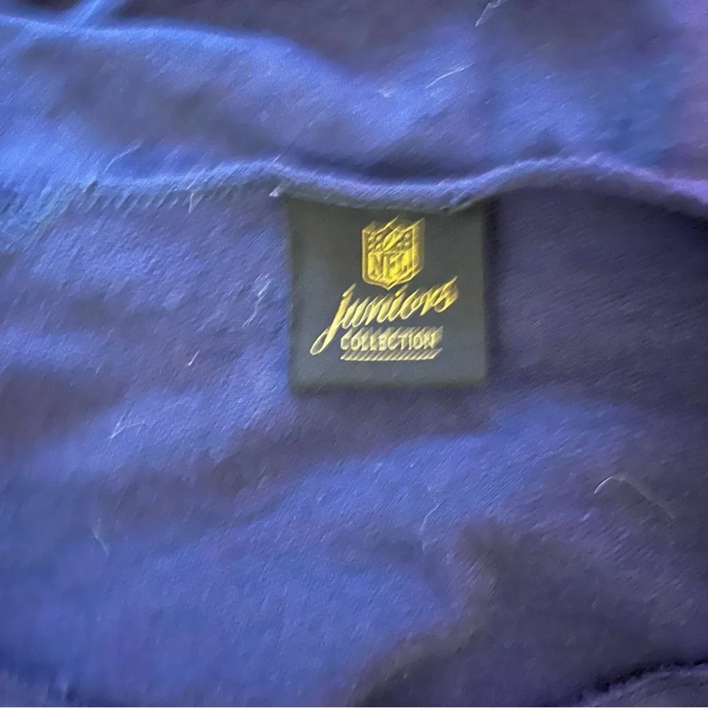 NFL Juniors Denver Broncos Women's Navy Sweater - Picture 5 of 5